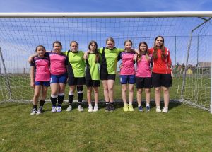 Miniaturka: Gminne zawody w mini piłce nożnej