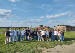 Miniaturka: Wycieczka do Oświęcimia