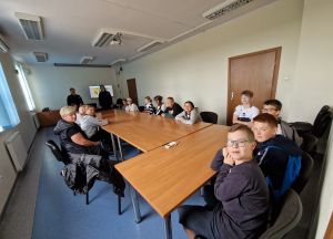 Miniaturka: Wycieczka klasy V do Komendy Powiatowej Policji w Prudniku